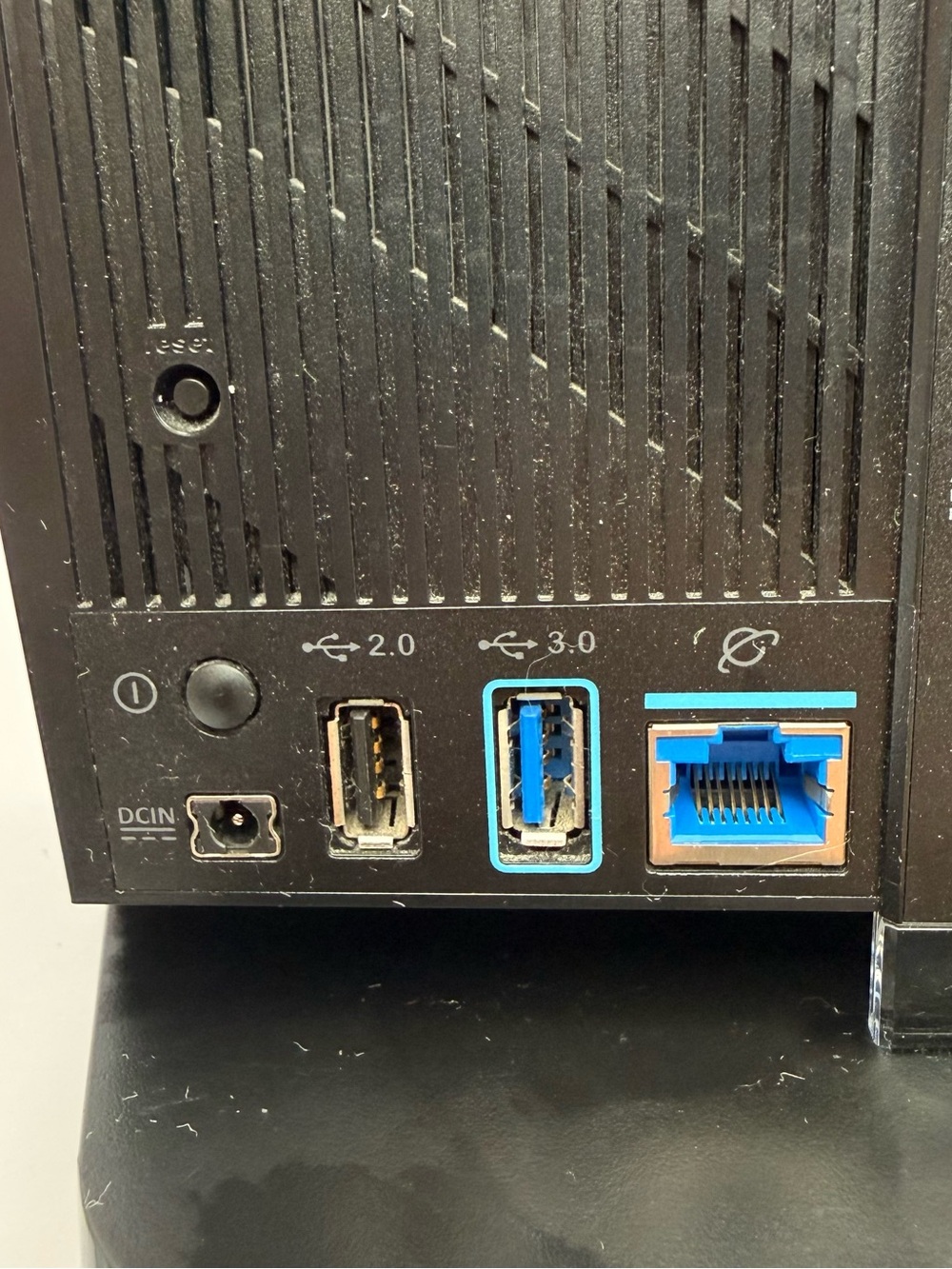 Tested ASUS AC1900 WiFi Gaming Router (RT-AC68U) - Dual Band  *Cables Included* - Picture 7 of 10